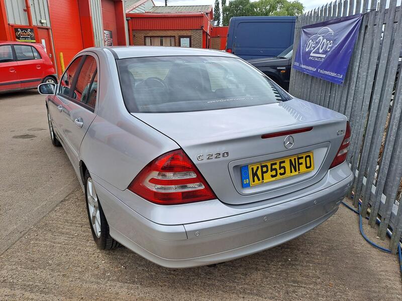 MERCEDES-BENZ C CLASS