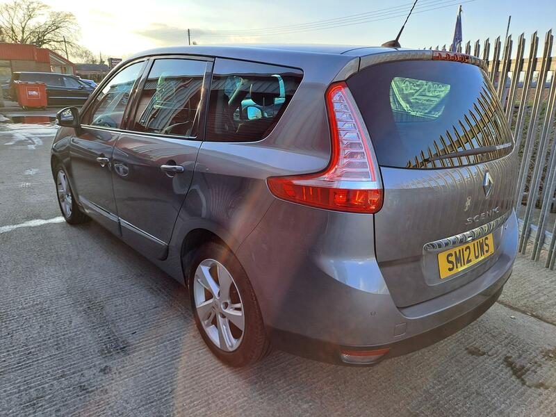 RENAULT GRAND SCENIC