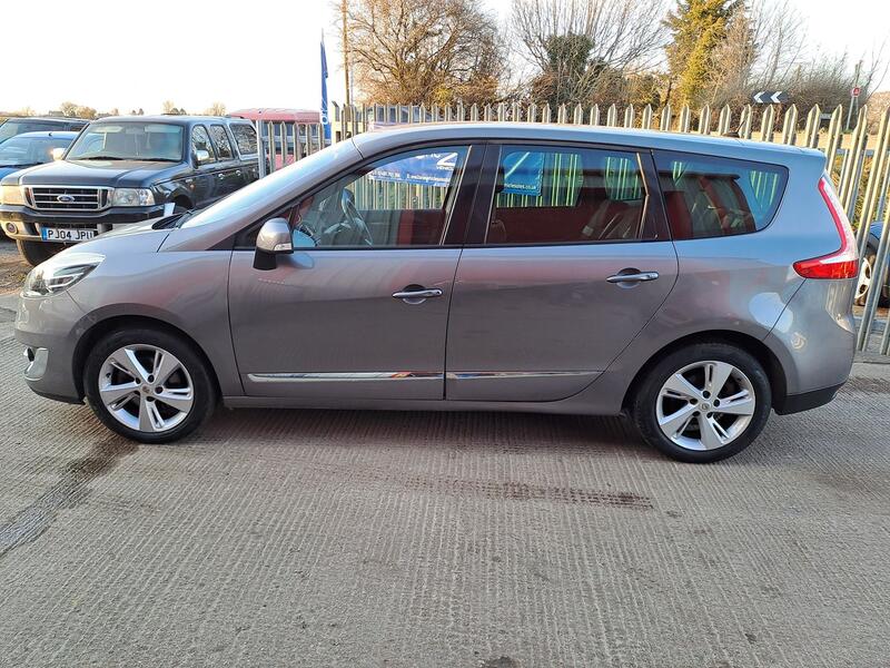 RENAULT GRAND SCENIC