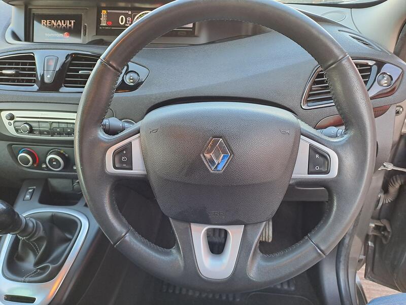 RENAULT GRAND SCENIC