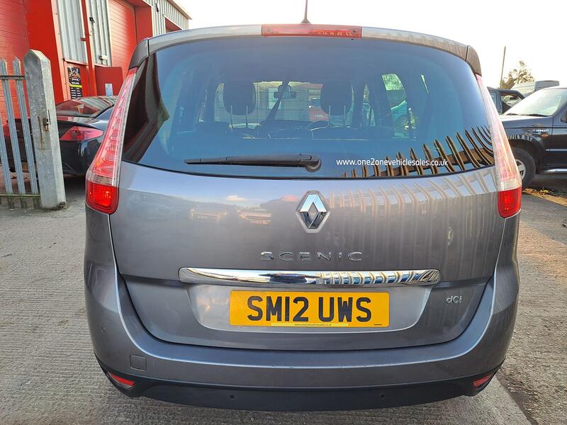 RENAULT GRAND SCENIC