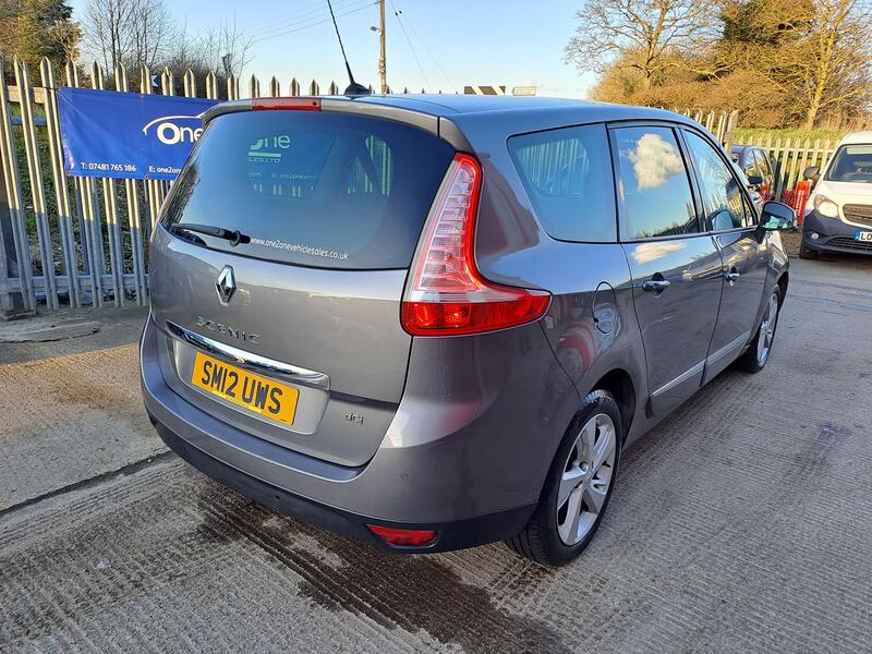 RENAULT GRAND SCENIC